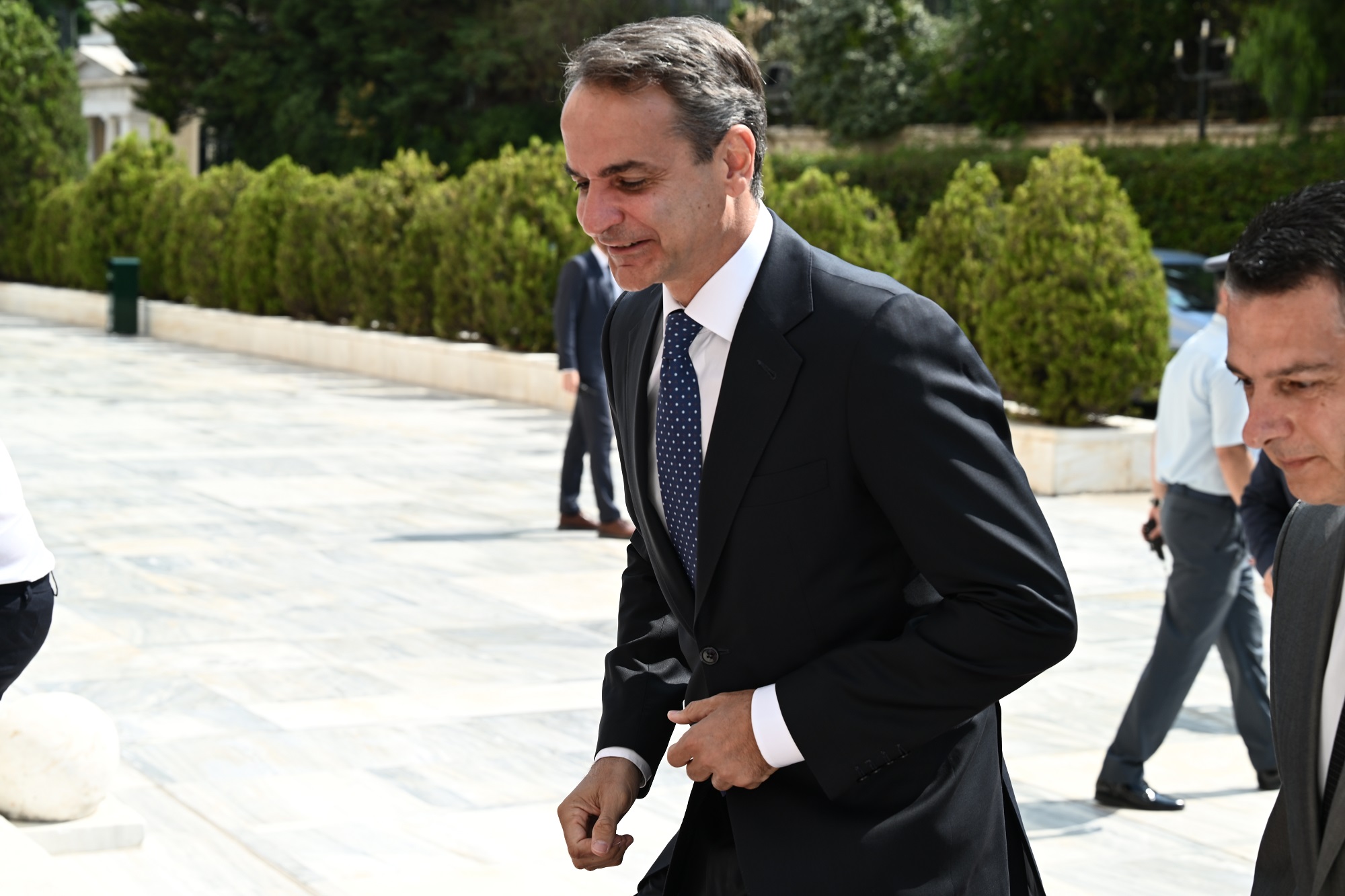 [362320] ΟΡΚΩΜΟΣΙΑ ΤΗΣ ΝΕΑΣ ΒΟΥΛΗΣ / ΕΙΣΟΔΟΙ ΒΟΥΛΕΥΤΩΝ   (ΤΑΤΙΑΝΑ ΜΠΟΛΑΡΗ/EUROKNISSI)