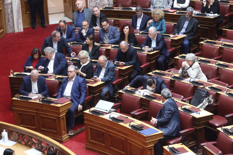 Ερώτηση βουλευτών του ΣΥΡΙΖΑ: Παραιτήσεις στην Εθνική Αρχή Διαφάνειας εν μέσω καταγγελιών για μαφία εφοριακών με σύνδεσμο στο Μαξίμου