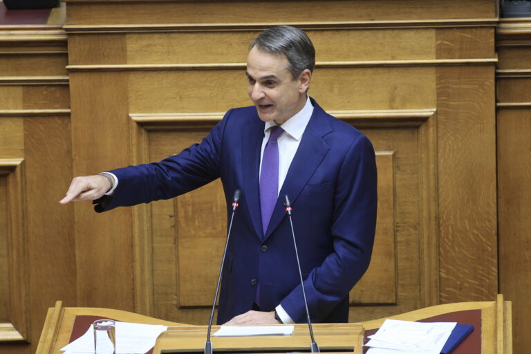 Κυρ. Μητσοτάκης: Αύξηση 20% της αποζημίωσης των εφημεριών στο ΕΣΥ – Εντός Ιανουαρίου το νομοσχέδιο για μη κρατικά ΑΕΙ – Πέντε δεσμεύσεις