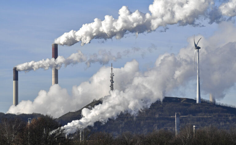 COP28: Το 2023 αναμένεται ρεκόρ εκπομπών διοξειδίου του άνθρακα στον πλανήτη
