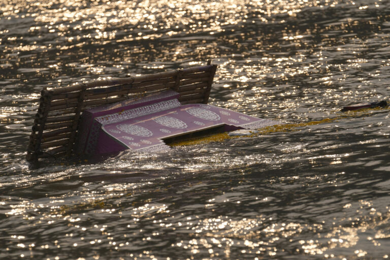 Ταϊλάνδη: Δεκάδες χιλιάδες άνθρωποι επλήγησαν από τις πλημμύρες στο νότιο τμήμα της χώρας