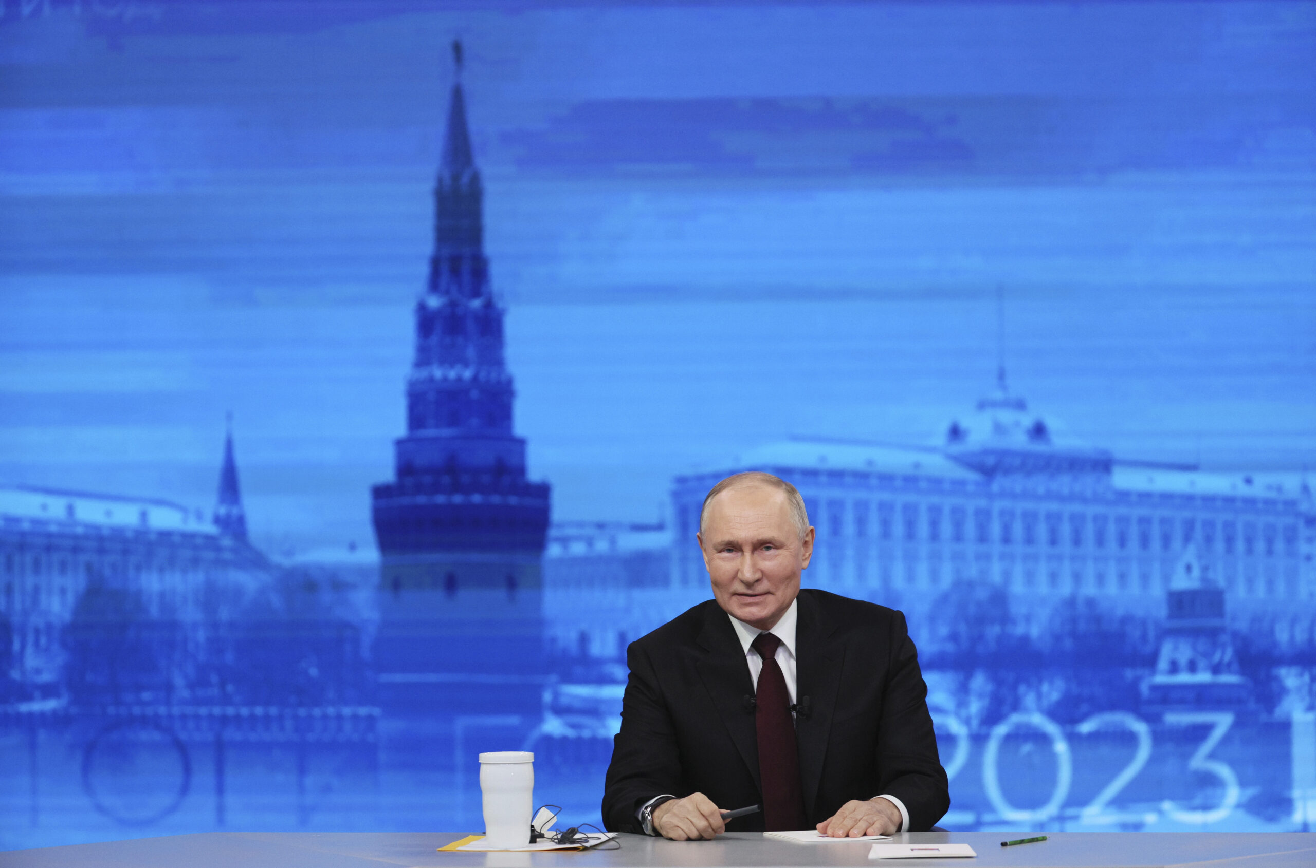 Υποστηρικτές Πούτιν: Θα διεκδικήσει νέα προεδρική θητεία ως ανεξάρτητος υποψήφιος