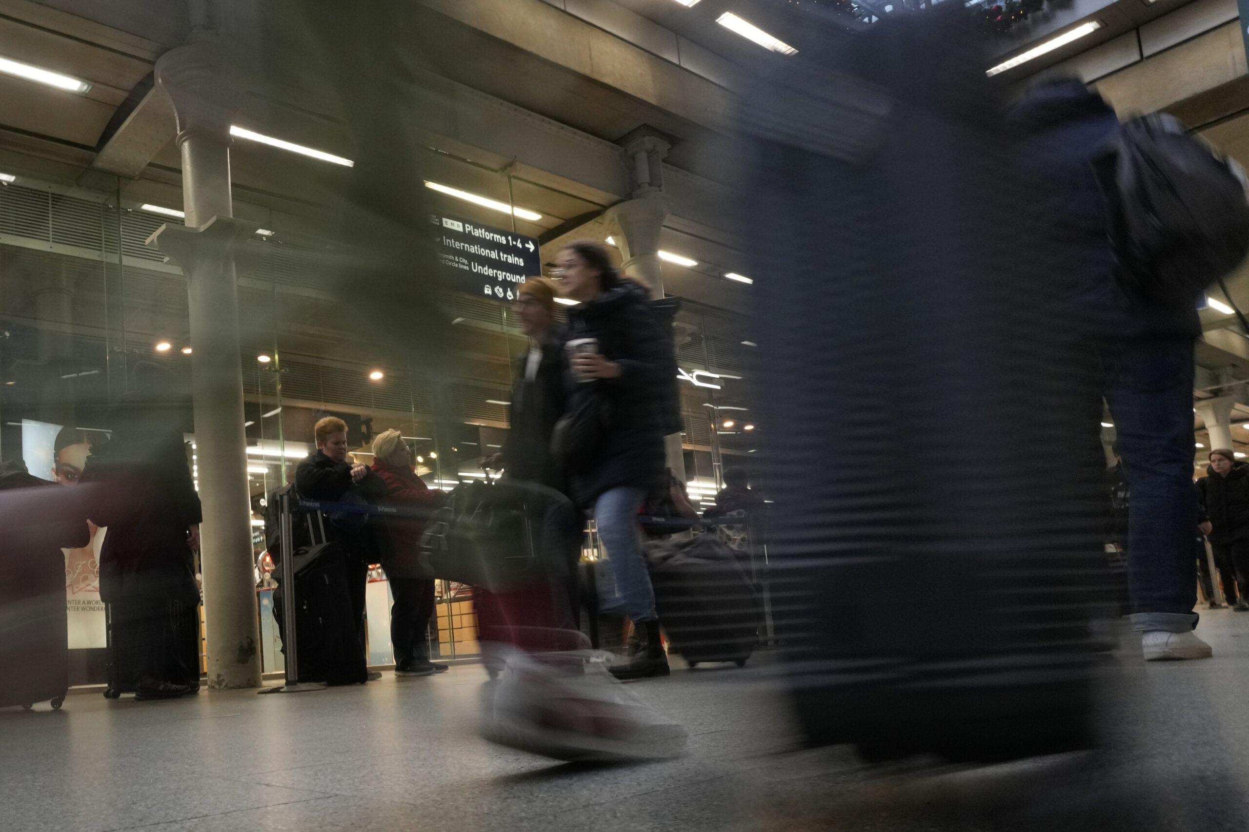 Μετά τη χθεσινή αιφνιδιαστική απεργία στη σήραγγα της Μάγχης, η Eurostar προσθέτει δρομολόγια τρένων