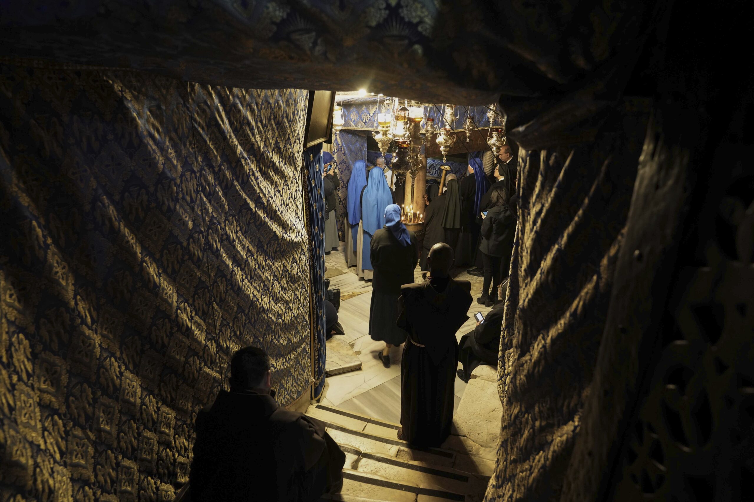 Τα Χριστούγεννα δεν «έφτασαν» στην Βηθλεέμ: Λουτρό αίματος στη Γάζα – «Θερίζουν» λιμός και ασθένειες