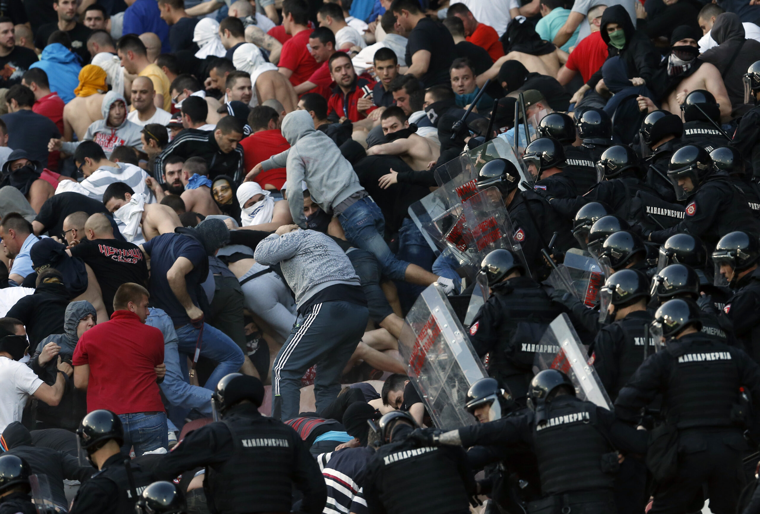 Χουλιγκανισμός στην Ευρώπη: Τα αιματηρά περιστατικά που οδήγησαν σε μηδενική ανοχή και σύγχρονους νόμους