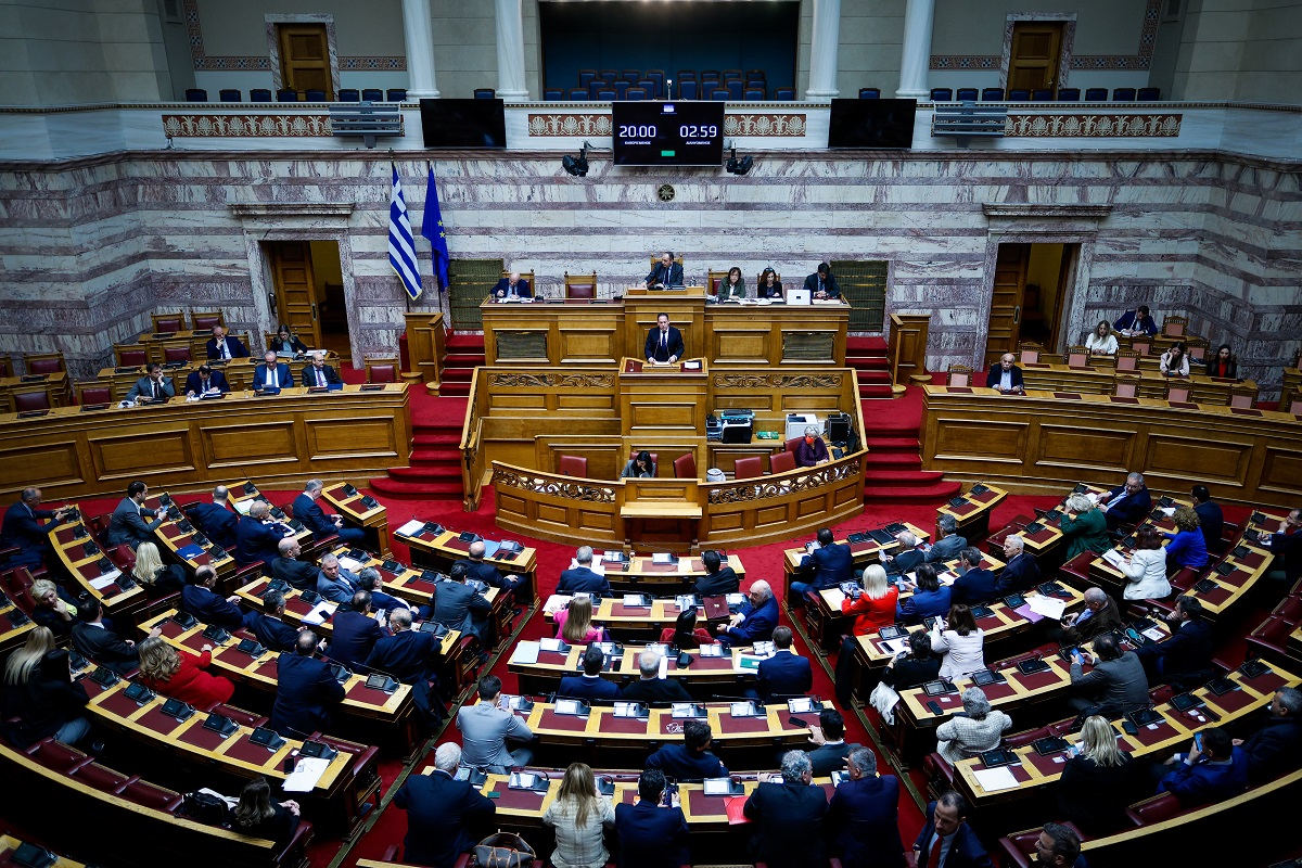 Άρχισε στη Βουλή η συζήτηση του προϋπολογισμού για το 2024 – Τοποθετήσεις των εισηγητών των κομμάτων