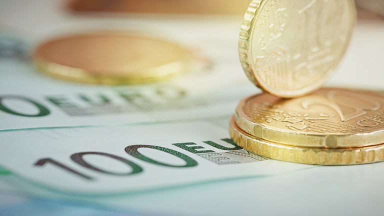 Στα 31 δισ. ευρώ το εμπορικό έλλειμμα της Ελλάδας το 2023 – Μειώθηκαν εισαγωγές και εξαγωγές