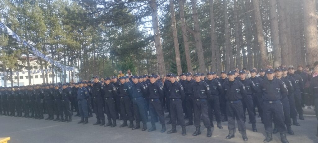 Γρεβενά: Ορκωμοσία 200 δόκιμων αστυφυλάκων της Σχολής Αστυφυλάκων