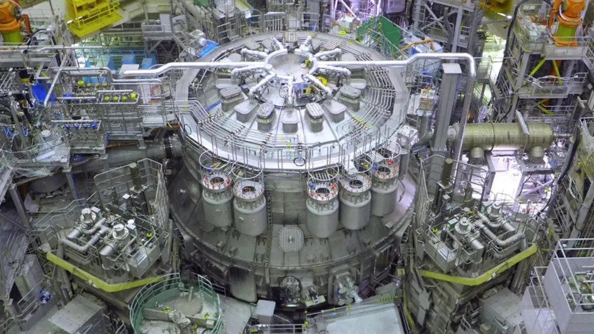 Ιαπωνία: Ενεργοποιήθηκε ο μεγαλύτερος αντιδραστήρας πυρηνικής σύντηξης στον κόσμο