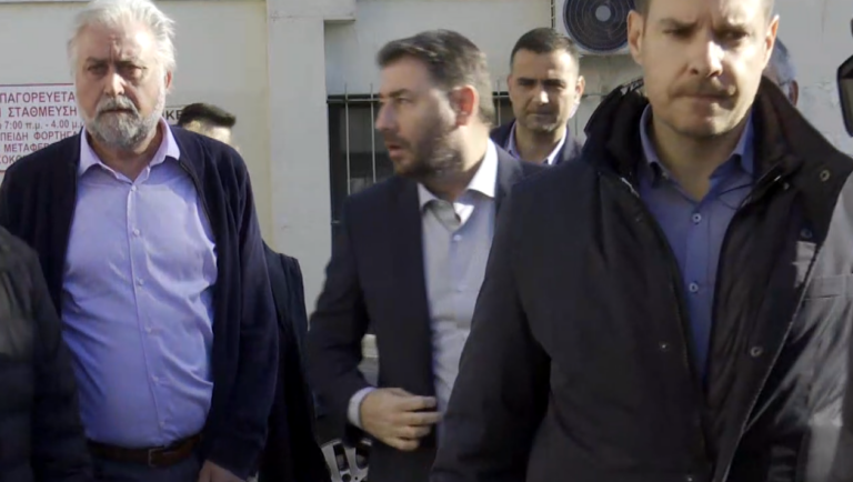 Θεσσαλονίκη: Επίσκεψη Νίκου Ανδρουλάκη στην Παιδοογκολογική Κλινική του Ιπποκρατείου