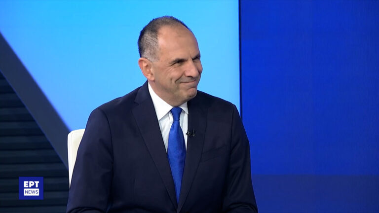 Γεραπετρίτης στην ΕΡΤ: Εγώ θα αποδίδω πάντοτε τον δέοντα σεβασμό στην αρχηγό του κράτους