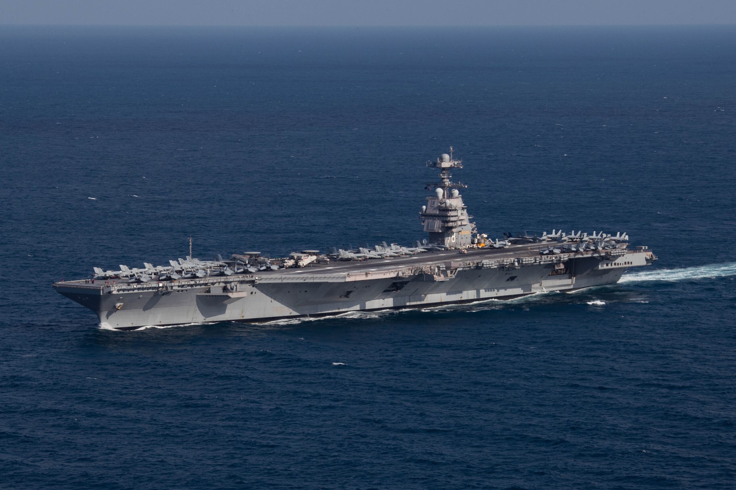 USS_Gerald_R._Ford_(CVN-78)_underway_in_the_Atlantic_Ocean_on_9_October_2022_(221009-N-TL968-1248)
