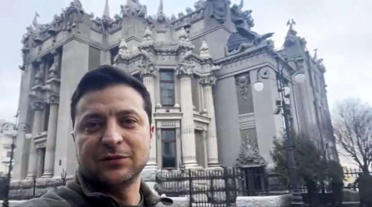 Ουκρανία: Το Κίεβο ξεκίνησε εκστρατεία προώθησης των συμφερόντων του σε οκτώ χώρες εκτός του άξονα Ε.Ε-ΗΠΑ