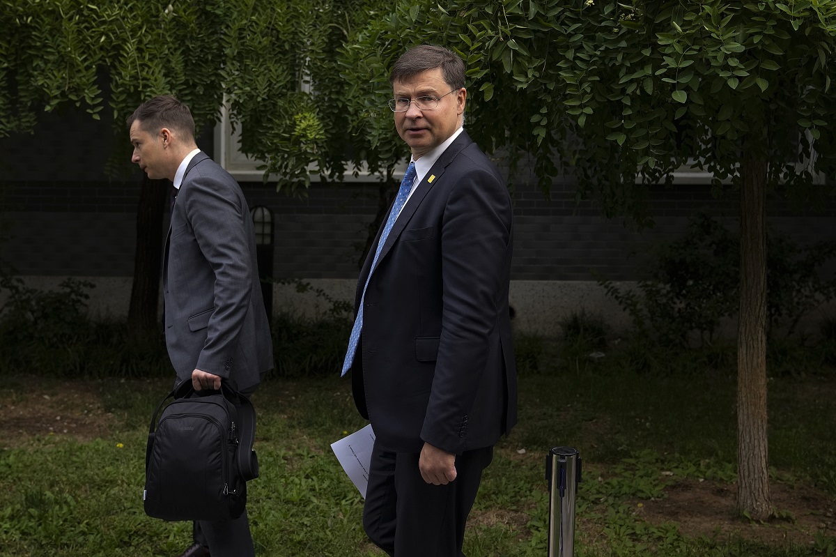 F.T: Δημοσίευμα αναφέρει πως η Ε.Ε αναζητεί τρόπους για επείγουσα χρηματοδότηση στην Ουκρανία εκτός του προϋπολογισμού της