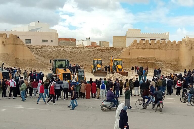 Τυνησία: Κατάρρευση ιστορικού τείχους, σκοτώνει τρεις και τραυματίζει δύο ανθρώπους