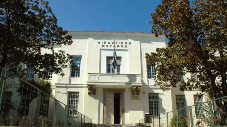 Απολογείται ο φερόμενος εκβιαστής της Ζέττας Μακρή: «Σαν μάνα μου την έχω» – Η δίκη συνεχίζεται στις 15/7