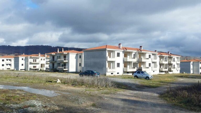 Γρεβενά: Ξεκινά η αποπεράτωση των εργατικών κατοικιών μετά από 15 χρόνια