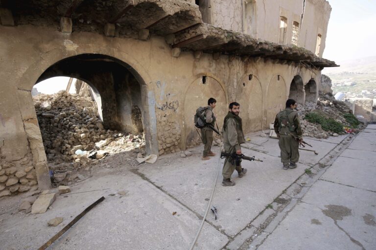 Τουρκία: Αεροπορικές επιδρομές εναντίον θέσεων του PKK σε Ιράκ και Συρία