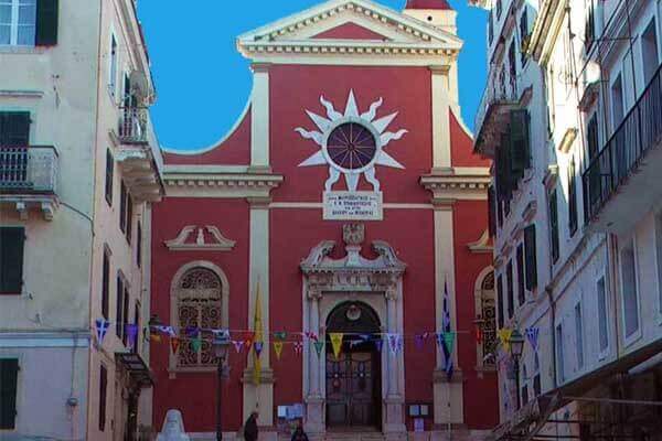 Κέρκυρα: Χριστουγεννιάτικα πακέτα “αγάπης” από τη Μητρόπολη