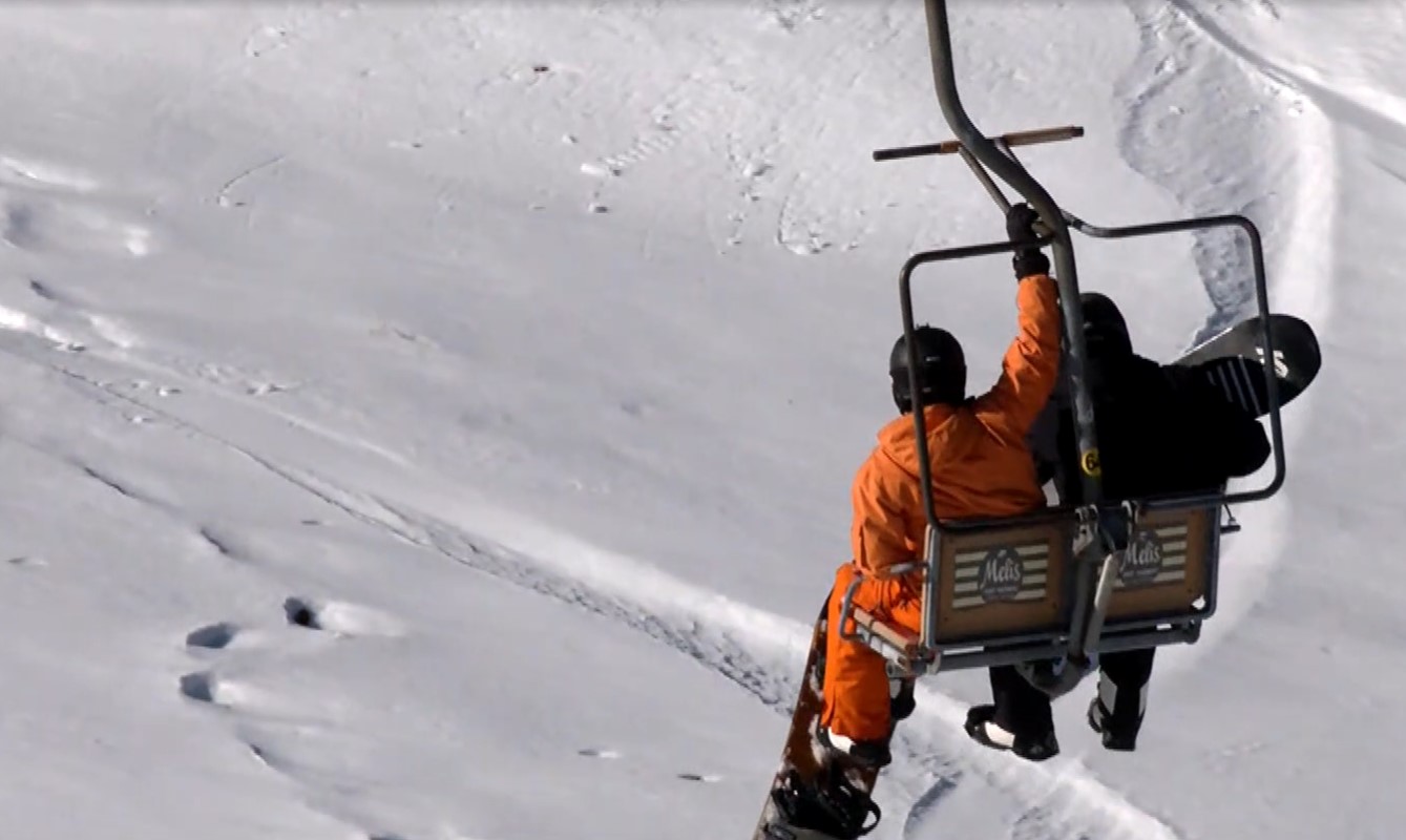 Χιονοδρομικό Πισοδερίου: Χριστούγεννα με πέδιλα του σκι και σλάλομ στις χιονισμένες πλαγιές