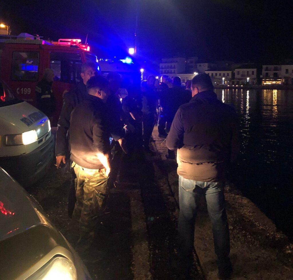 Μεσσηνία: Αυτοκίνητο έπεσε στο λιμάνι της Πύλου -Νεκρός ο 37χρονος οδηγός