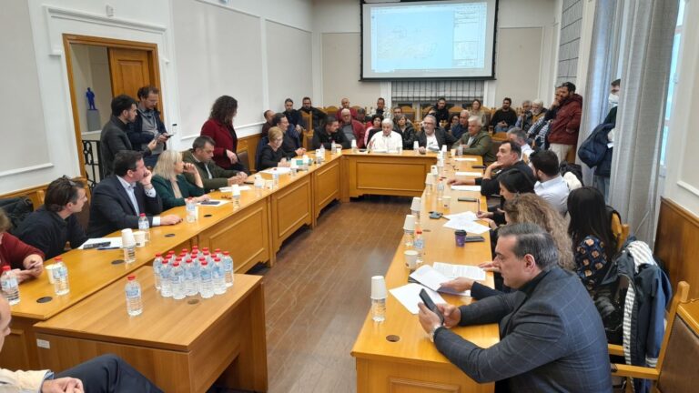 Ηράκλειο: Αρνητικά γνωμοδότησε η Επιτροπή Περιβάλλοντος της Περιφέρειας για τα υπεράκτια αιολικά πάρκα στο Λασίθι