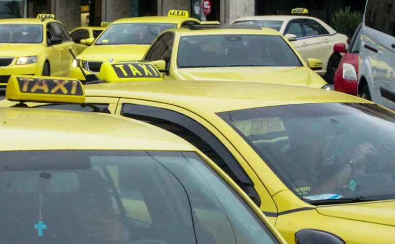 Χωρίς ταξί σήμερα και αύριο η Αττική – Αντιδρούν στο φορολογικό νομοσχέδιο