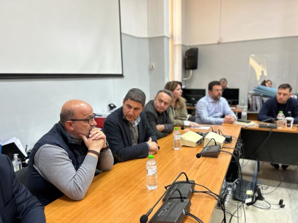 Αυγενάκης από Φαρκαδόνα Τρικάλων: 3 δισ. για την ανασυγκρότηση της περιοχής – Τέλος Ιουνίου η εξόφληση των αποζημιώσεων στους αγρότες