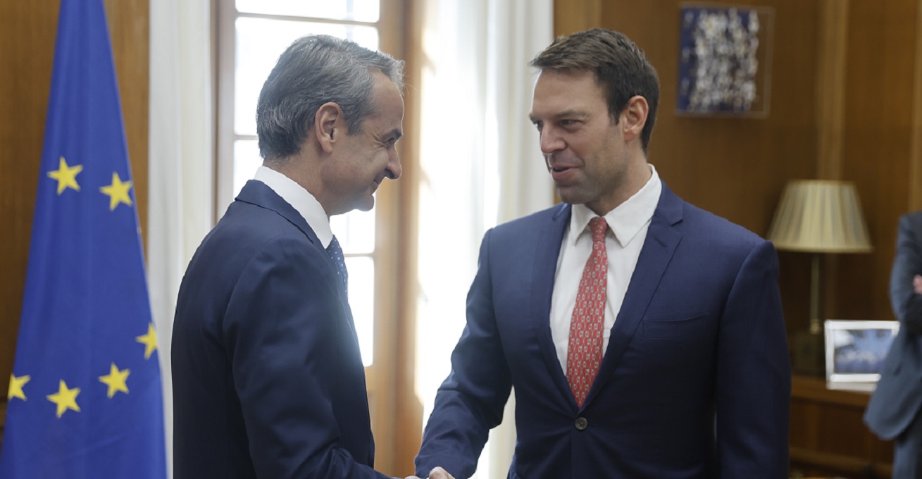 [364687] ΣΥΝΑΝΤΗΣΗ ΤΟΥ ΠΡΩΘΥΠΟΥΡΓΟΥ ΚΥΡΙΑΚΟΥ ΜΗΤΣΟΤΑΚΗ ΜΕ ΤΟΝ ΠΡΟΕΔΡΟ ΤΟΥ ΣΥΡΙΖΑ-ΠΣ ΣΤΕΦΑΝΟ ΚΑΣΣΕΛΑΚΗ(ΓΙΩΡΓΟΣ ΚΟΝΤΑΡΙΝΗΣ/EUROKINISSI)