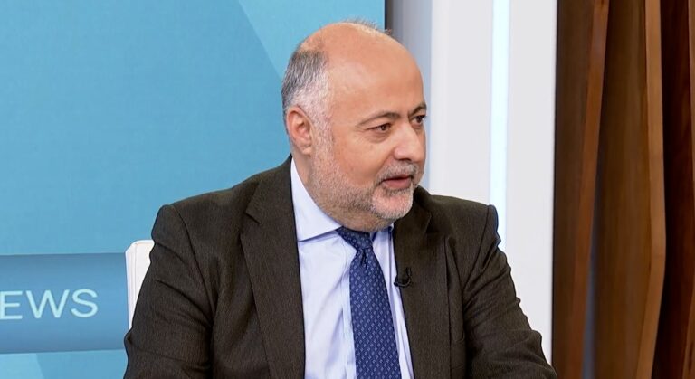 Δ. Τσιόδρας στην ΕΡΤ για ομόφυλα: Η Εκκλησία έχει τη γνώμη της – Η κυβέρνηση κινείται με βάση τις δικές της δεσμεύσεις