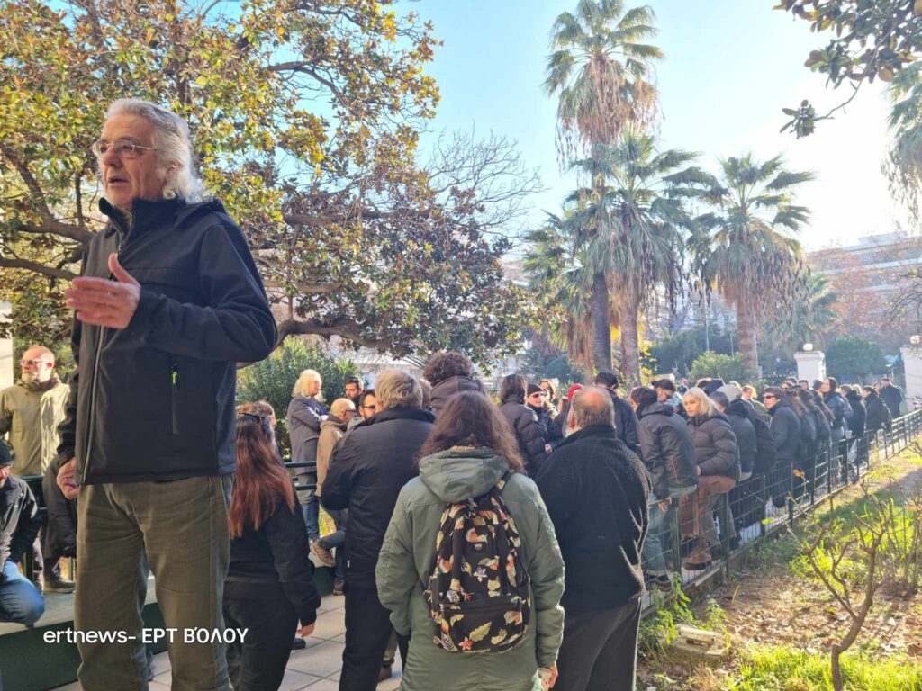 Βόλος: Αναβλήθηκε λόγω αποχής των δικηγόρων η δίκη των αστυνομικών για τον ξυλοδαρμό του Β. Μάγγου