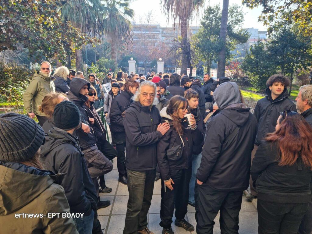 Βόλος: Αναβλήθηκε λόγω αποχής των δικηγόρων η δίκη των αστυνομικών για τον ξυλοδαρμό του Β. Μάγγου