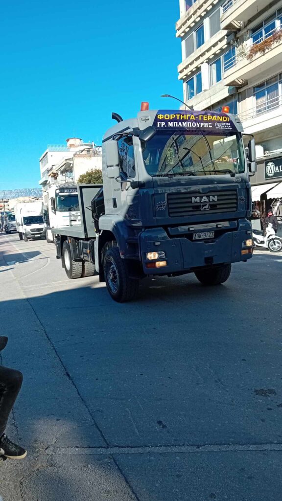 Τρίκαλα: “Απόβαση” φορτηγών στην πόλη