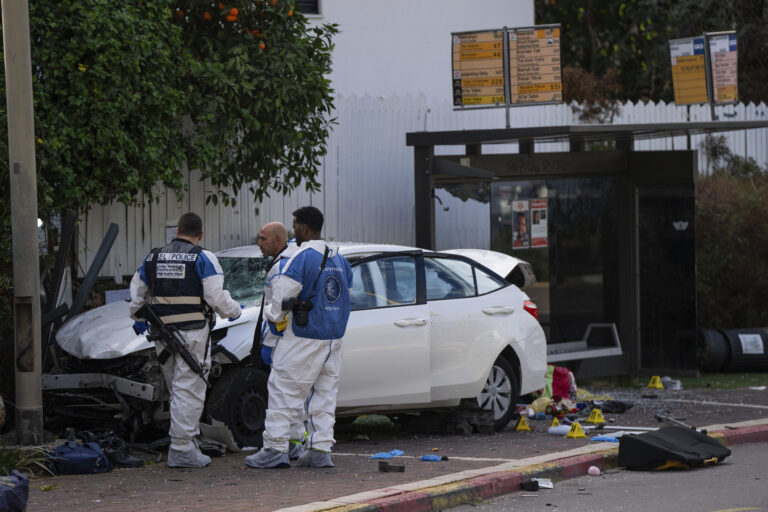 Η Χαμάς ανέλαβε την ευθύνη για τη διπλή τρομοκρατική επίθεση κοντά στο Τελ Αβίβ