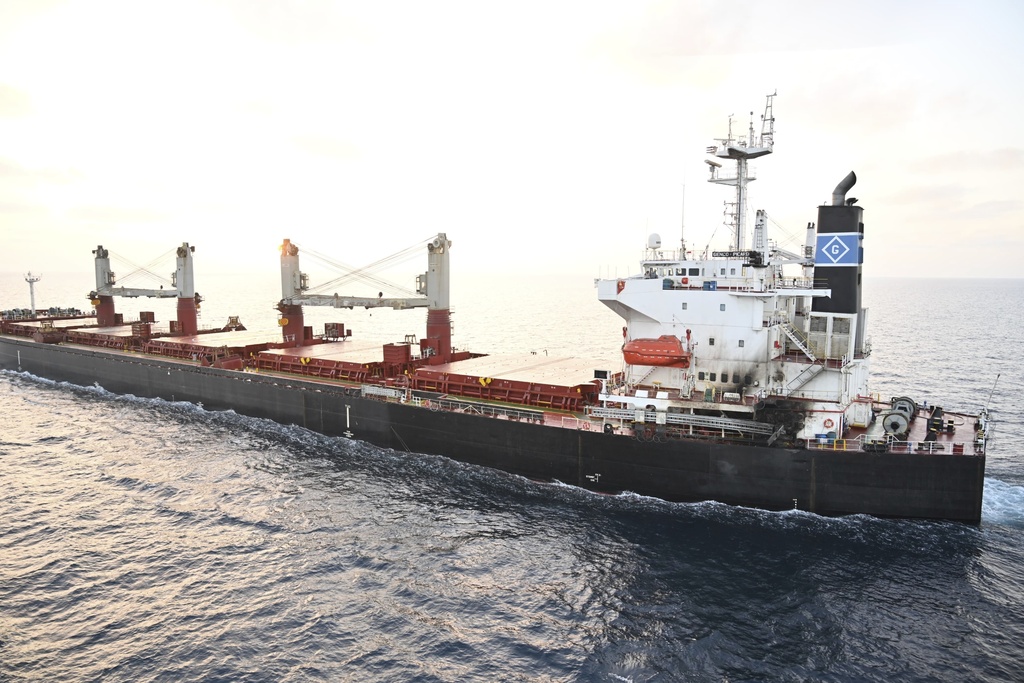 Πλοία διασχίζουν με ασφάλεια την Ερυθρά Θάλασσα αφού αποκηρύξουν τους δεσμούς με το Ισραήλ