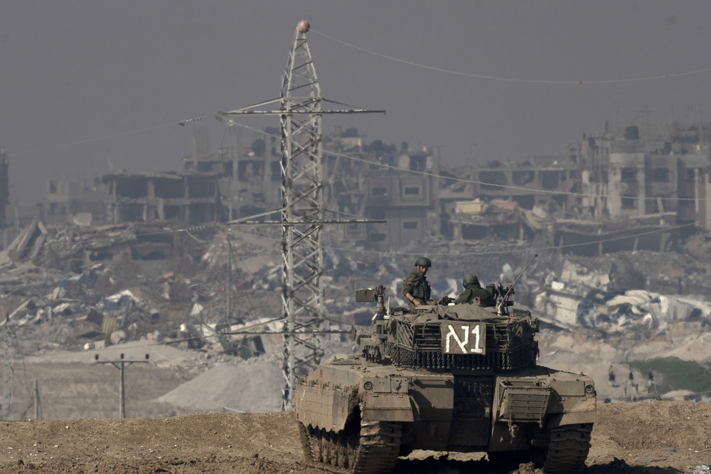 Γάζα: Νέα πλήγματα του ισραηλινού στρατού στη Χαν Γιούνις – Οικογένειες ομήρων ζητούν να κλειστεί συμφωνία