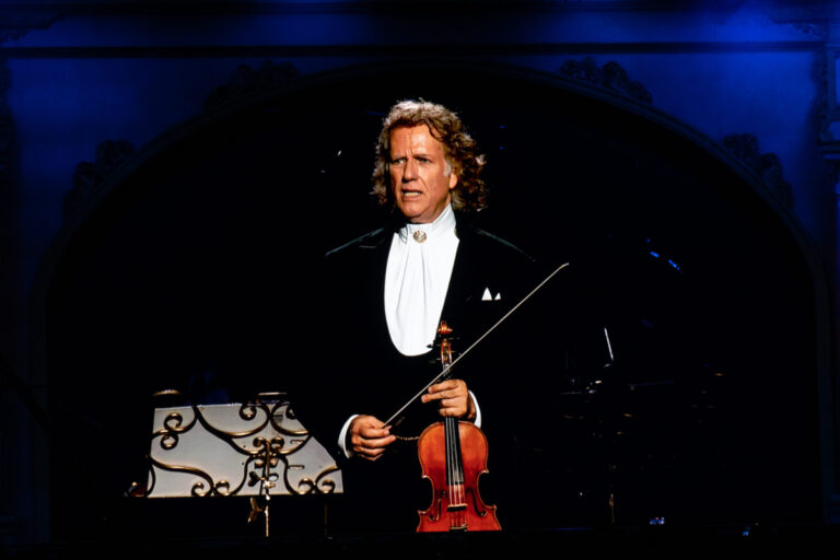 Andre Rieu: Ο παγκοσμίου φήμης Ολλανδός βιολιστής και μαέστρος για πρώτη φορά στην Ελλάδα