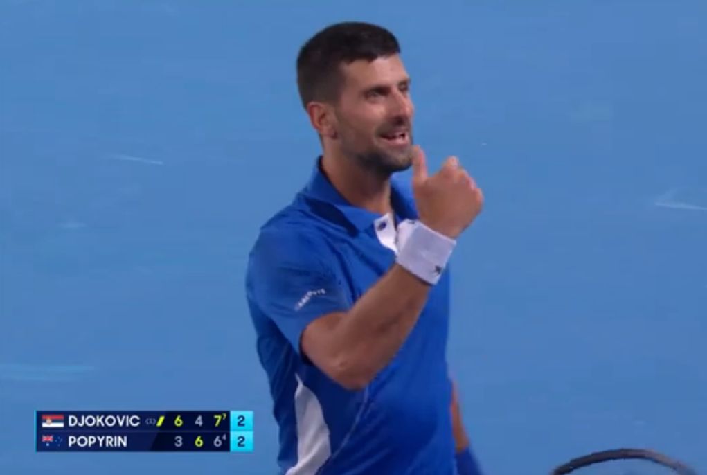 Φραστικό επεισόδιο Τζόκοβιτς με θεατή στο Australian Open: «Κατέβα να μου το πεις κατάμουτρα αν είσαι τόσο σκληρός»