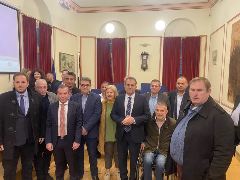 Καλαμάτα: Ανακοινώθηκε η “ενδεκάδα” των Αντιδημάρχων και τα Νομικά Πρόσωπα