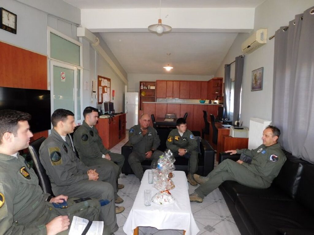Στην Κρήτη ο Αρχηγός ΓΕΑ – Πέταξε με F-16 στη Λήμνο