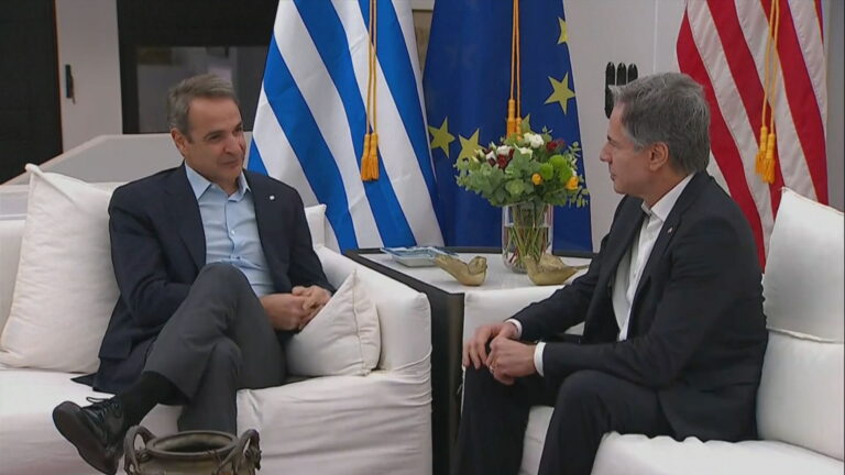 Σε θερμό κλίμα η συνάντηση Μπλίνκεν – Μητσοτάκη στα Χανιά: Επιβεβαιώνεται η στενή συνεργασία των δύο χωρών