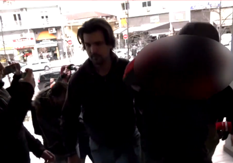 Δολοφονία 41χρονης εγκύου: Προθεσμία για το Σάββατο πήραν ο σύντροφός της και ο φίλος του – Δίωξη στον πρώτο για βιασμό της αδελφής του