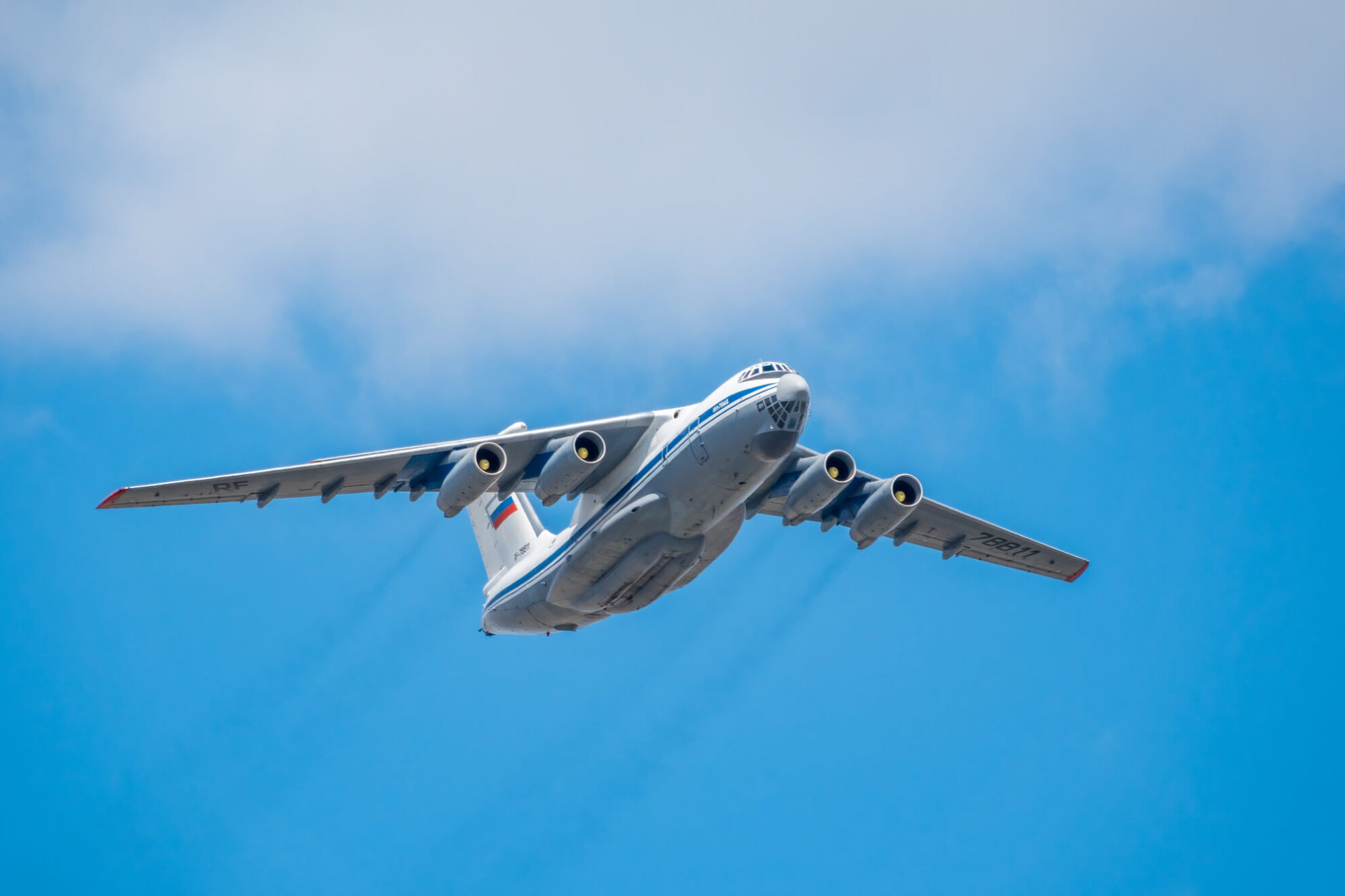 Ουκρανία: Οι υπηρεσίες πληροφορίων δεν έχουν «αξιόπιστες πληροφορίες» για τους επιβάτες του ρωσικού αεροσκάφους που συνετρίβη στο Μπέλγκοροντ