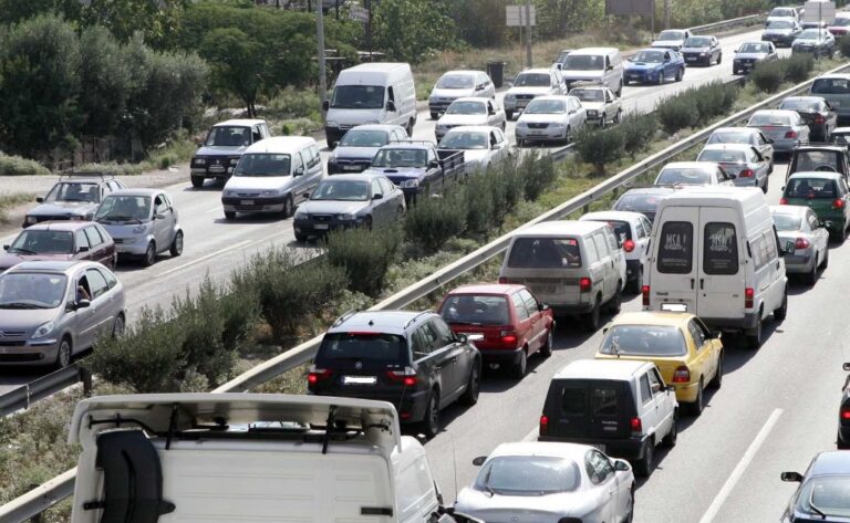 Θεσσαλονίκη: Έπαιρναν διπλώματα οδήγησης χωρίς να δώσουν γραπτές εξετάσεις – Επτά άτομα καταδικάστηκαν για δωροδοκία