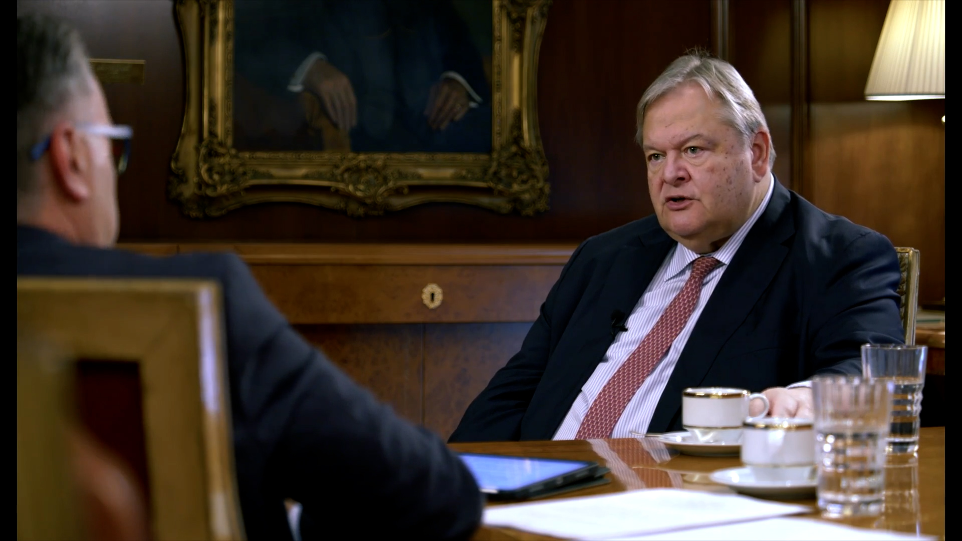 Η «συμφωνία του Βερολίνου» και η συζήτηση περί Grexit σε υπόγειο ξενοδοχείου στην Πολωνία – Ο Ευ. Βενιζέλος μιλά στην ΕΡΤ για τον Β. Σόιμπλε