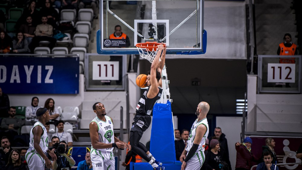 ‘Αλωσε 88-87 την Προύσα ο ΠΑΟΚ και ισοφάρισε σε 1-1 τη σειρά των play in