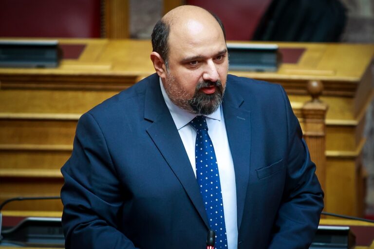 Χρ. Τριαντόπουλος στο Πρώτο: Πριν τις γιορτές η πρώτη αρωγή έως 10.000 ευρώ – Πότε ανοίγει η πλατφόρμα για τις αιτήσεις (audio)