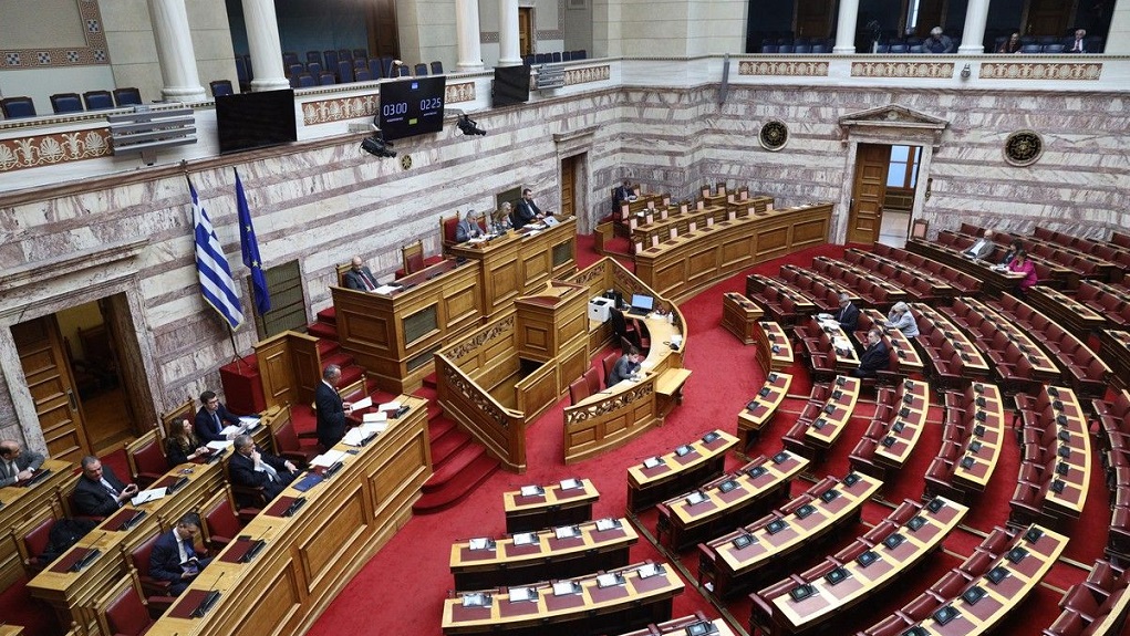 Προς την κρίσιμη εκλογική αναμέτρηση της 9ης Ιουνίου – Συνεχείς περιοδείες των πολιτικών αρχηγών