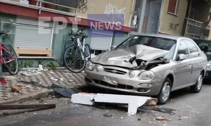 Χανιά: Κομμάτι τσιμέντου από μπαλκόνι έπεσε σε αυτοκίνητο
