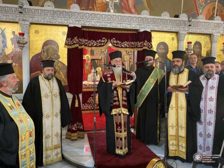 Η Μητρόπολη Κορίνθου παρέδωσε 160.000 ευρώ σε φοιτητές – Έχει δώσει 1,4 εκατ. ευρώ από το 2006